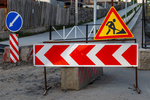 Distributeur TP panneaux signalisation sécurité